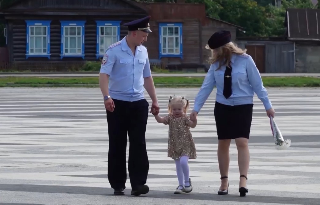 Семья пензенских полицейских отметила День семьи, любви и верности
