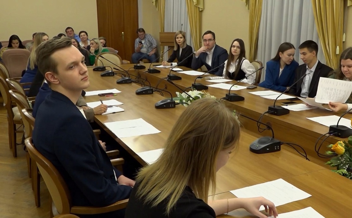 В Пензе прошло первое заседание молодежного правительства региона пятого созыва