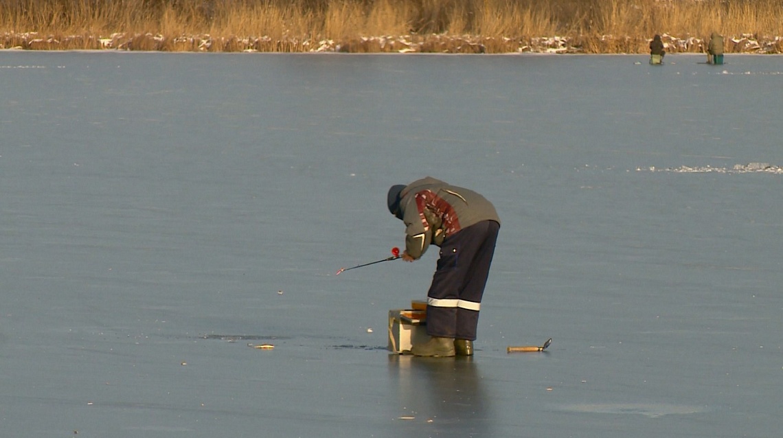 Сотрудники МЧС напомнили пензенцам о запрете выхода на лед