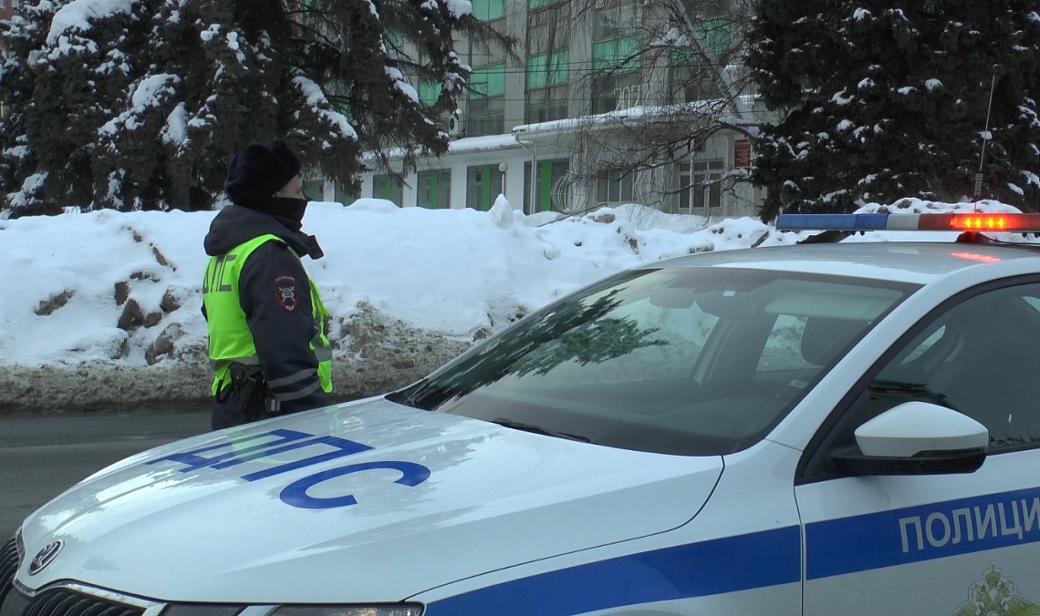 В Пензенской области мужчину обвиняют в попытке дать взятку полицейскому