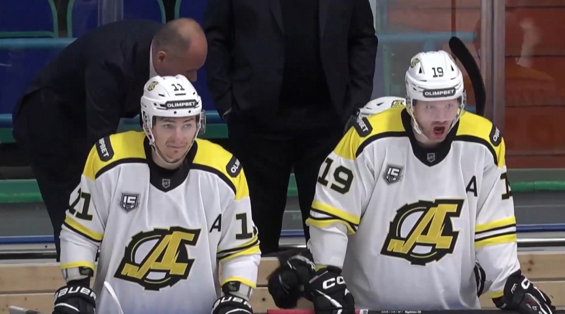 Пензенский «Дизель» удачно стартовал в чемпионате ВХЛ