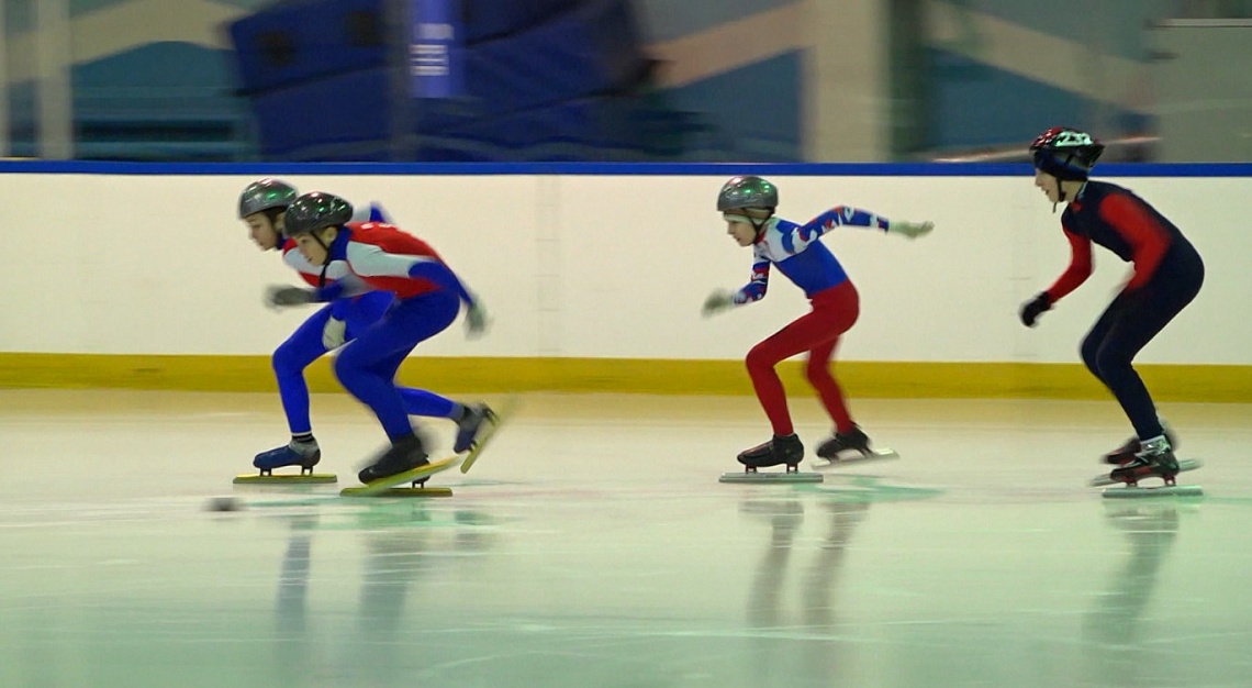 Во дворце спорта «Рубин» собрались лучшие конькобежцы Пензы