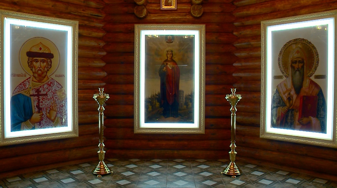 Митрополит Пензенский и Нижнеломовский Серафим освятил часовню в честь святой великомученицы Варвары в Куваке