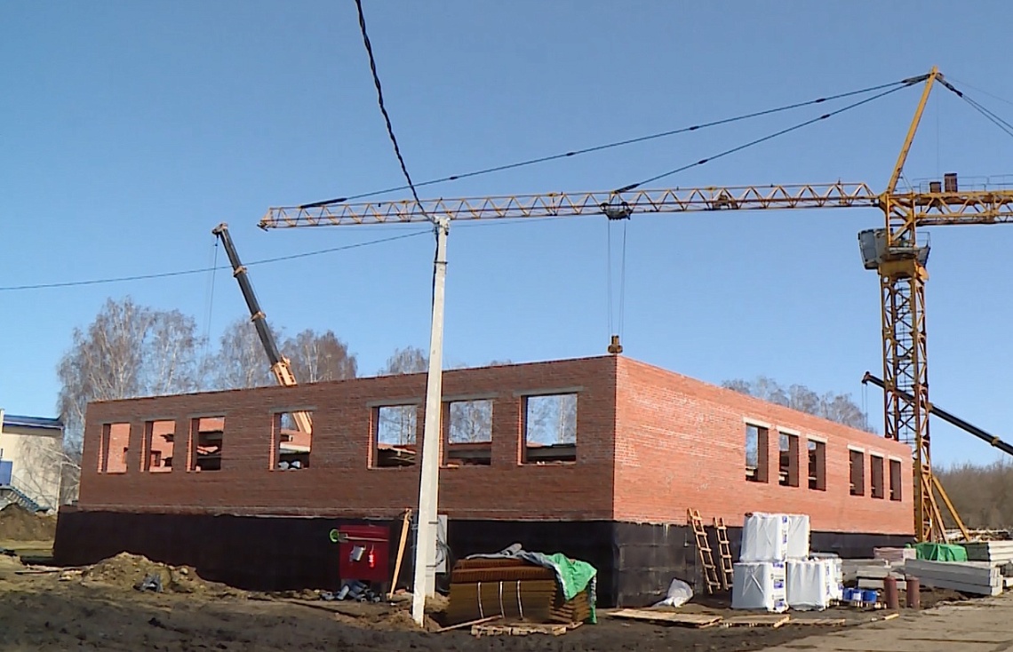 В селе Чемодановка идет активное строительство новой школы