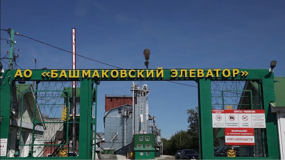 Губернатор Олег Мельниченко посетил агропромышленные предприятия Пензенской области