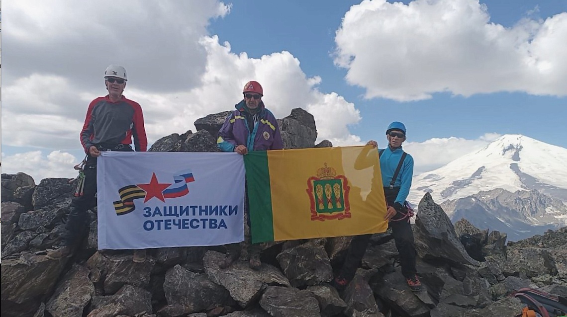 Пензенцы установили в Приэльбрусье памятный знак в честь героев-земляков