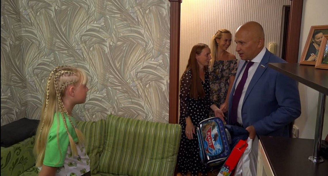 В Пензе продолжается акция «Собери ребенка в школу»