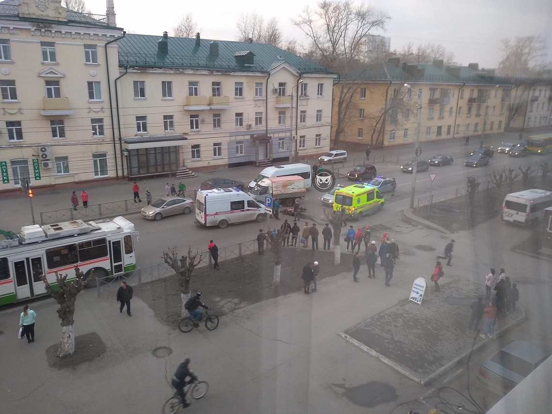 В ГИБДД рассказали подробности аварии на ул. Калинина