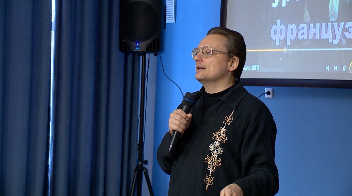 Режиссер Василий Яцкин провел встречу с пензенцами в филиале фонда «Защитники Отечества»