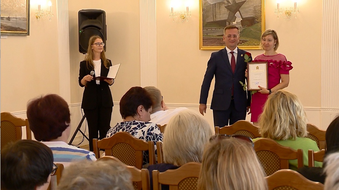 В Пензе в Губернаторском доме чествовали лучших представителей в сфере торговли