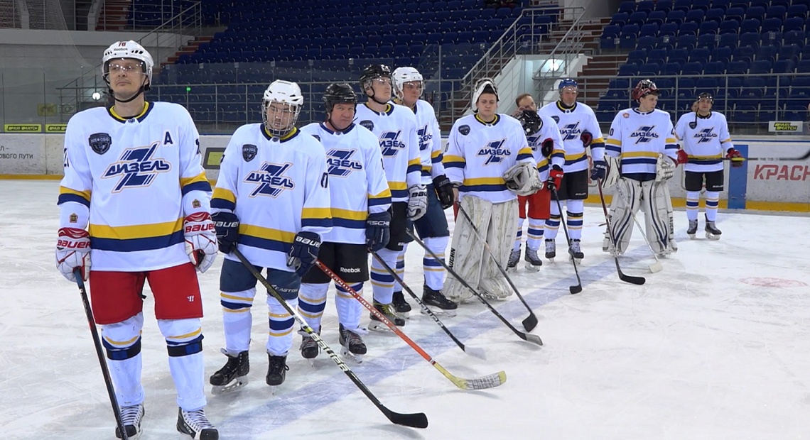 В Пензе в «Дизель- Арене» стартовал турнир по хоккею с шайбой среди любительских команд