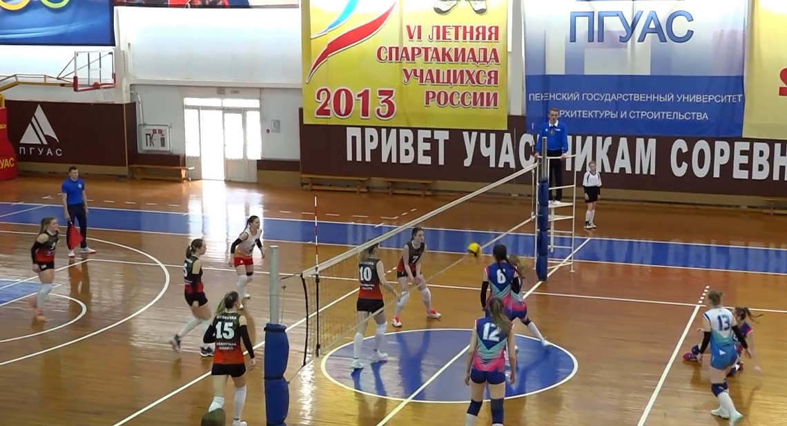 Пензенский «Университет-Визит» борется за место в турнирной таблице