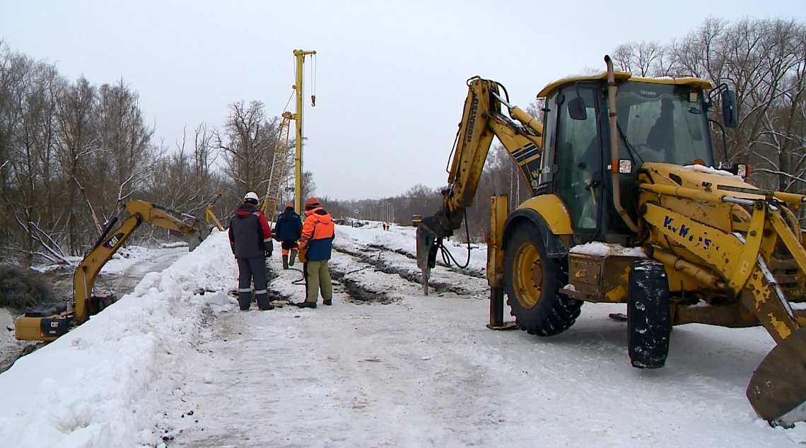 В селе Лунино начали возведение нового моста через реку Шукшу