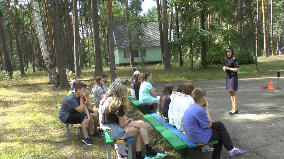 Сотрудники ГИБДД посетили оздоровительный лагерь «Белка»