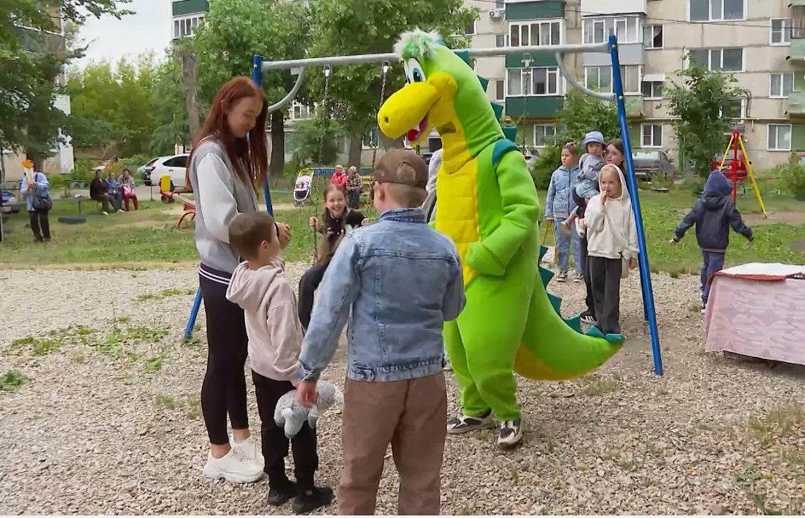 В Пензе на улице Фурманова прошел праздник двора