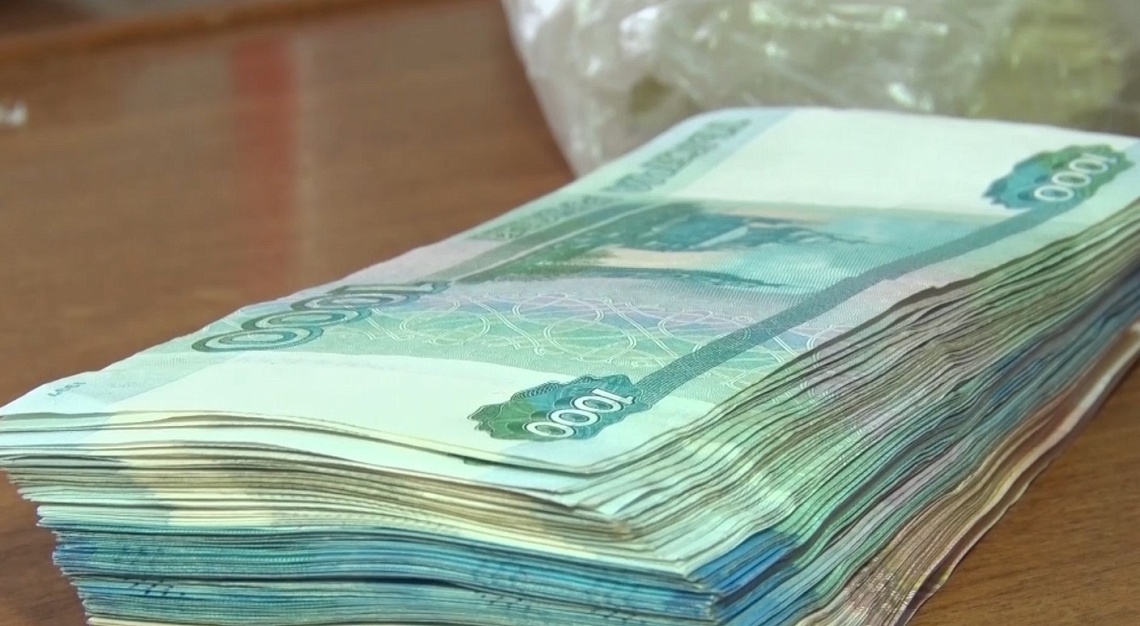 Телефонные аферисты выманили у пензенских пенсионерок миллион рублей и 20 тысяч долларов