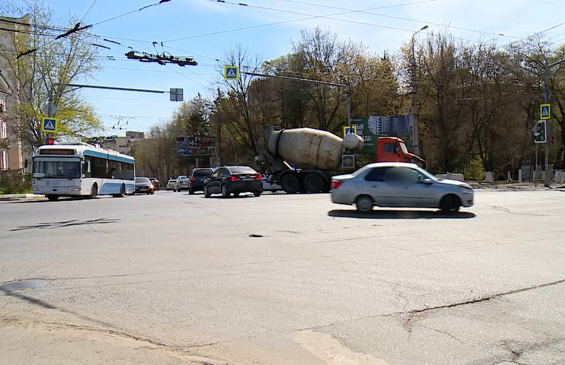 Необычное дорожно-транспортное происшествие случилось сегодня утром в областном центре