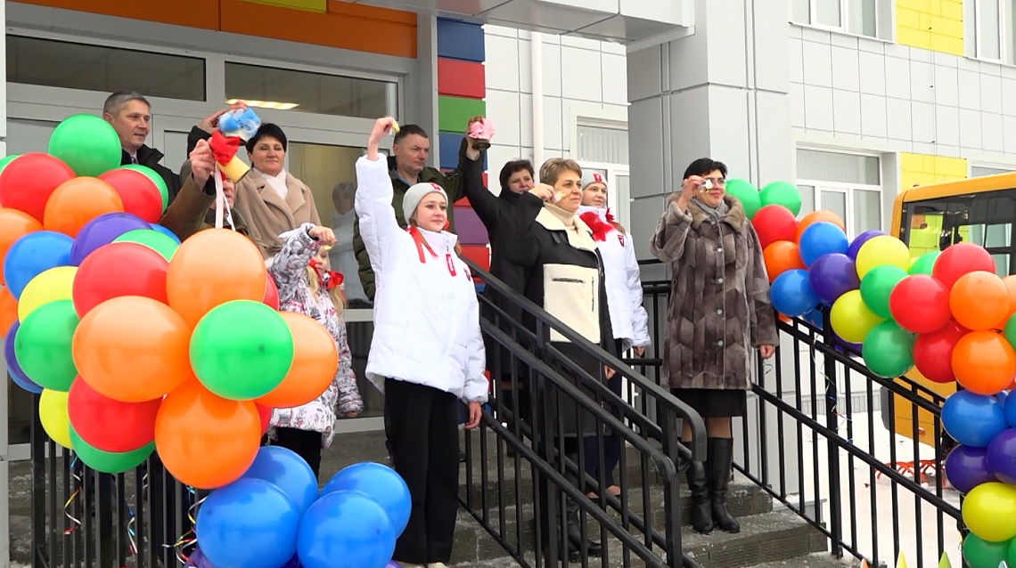 В Большом Вьясе состоялась церемония открытия новой школы