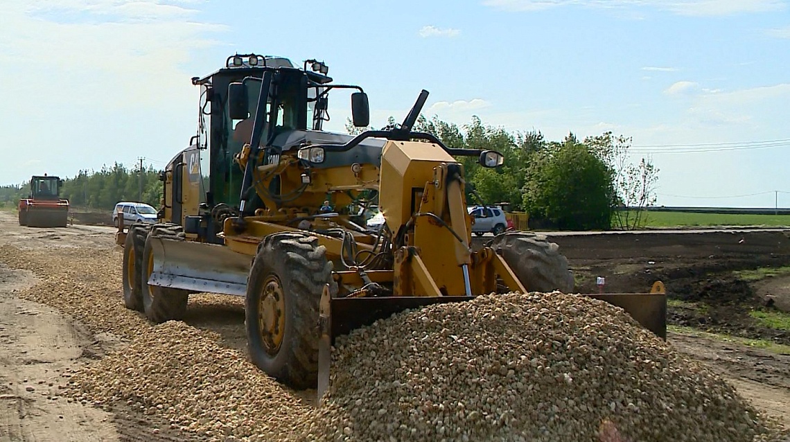 Дорогу между Кучками и Большой Еланью Пензенского района начали ремонтировать