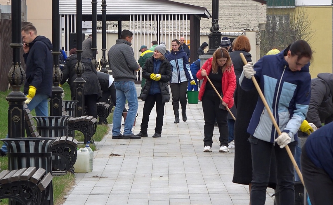 К Международному дню памятников сотрудники учреждений культуры отмоют исторические монументы