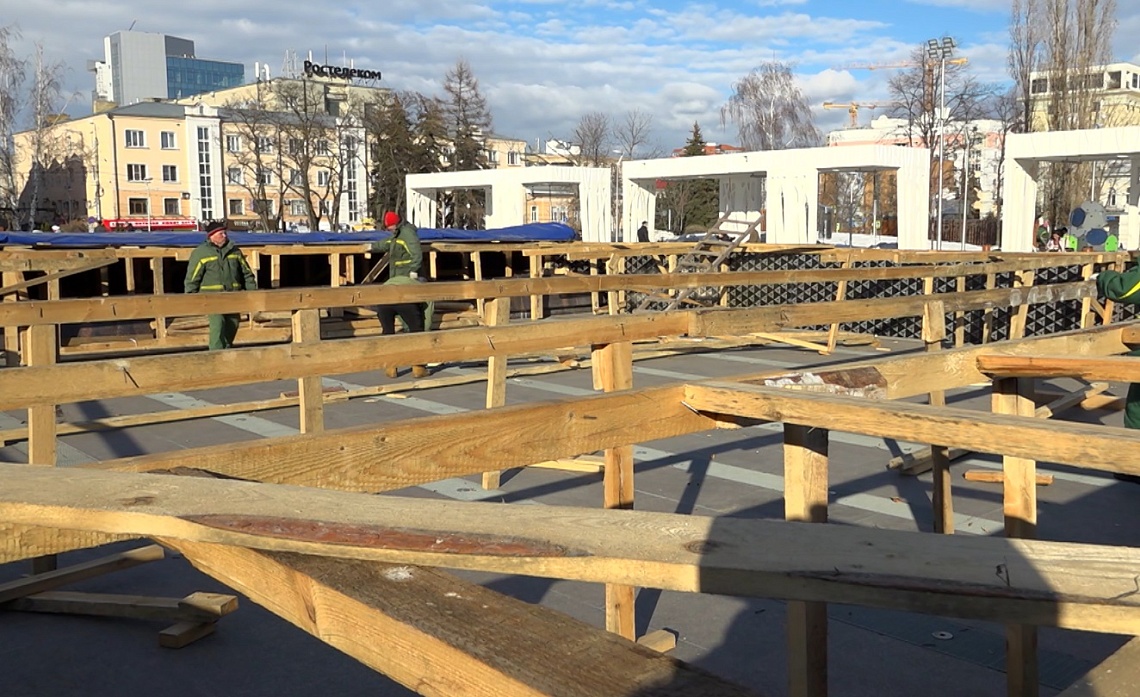 Главный пензенский фонтан начали готовить к летнему сезону