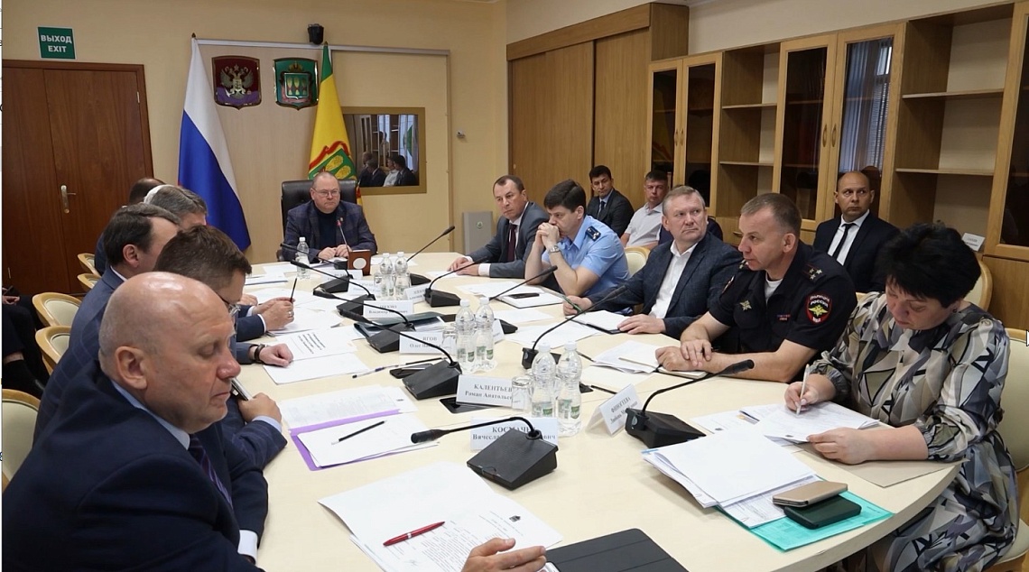 Губернатор Пензенской области Олег Мельниченко подвел итоги своего визита в зону проведения СВО на заседании регионального правительства