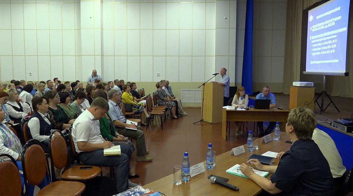 В Пензе в новом учебном году во всех школах региона станут реализовывать новый проект «Технология эффективной организации воспитательной работы»