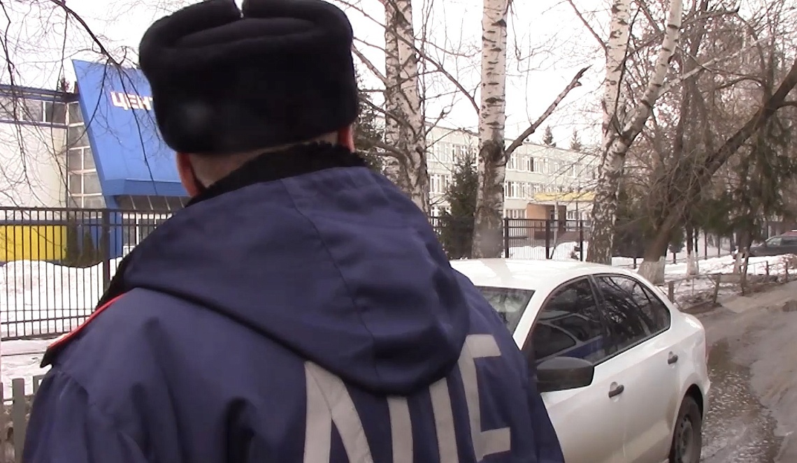 В Пензе сотрудники ГИБДД провели на дорогах профилактический рейд «Автокресло - детям»