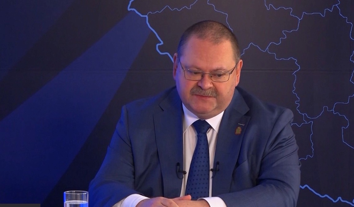 Прямой эфир главы региона Олега Мельниченко