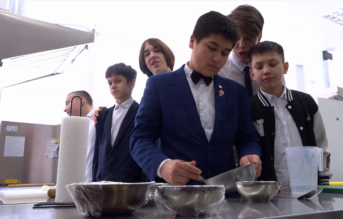 Пензенские школьники стали участниками фестиваля профессий