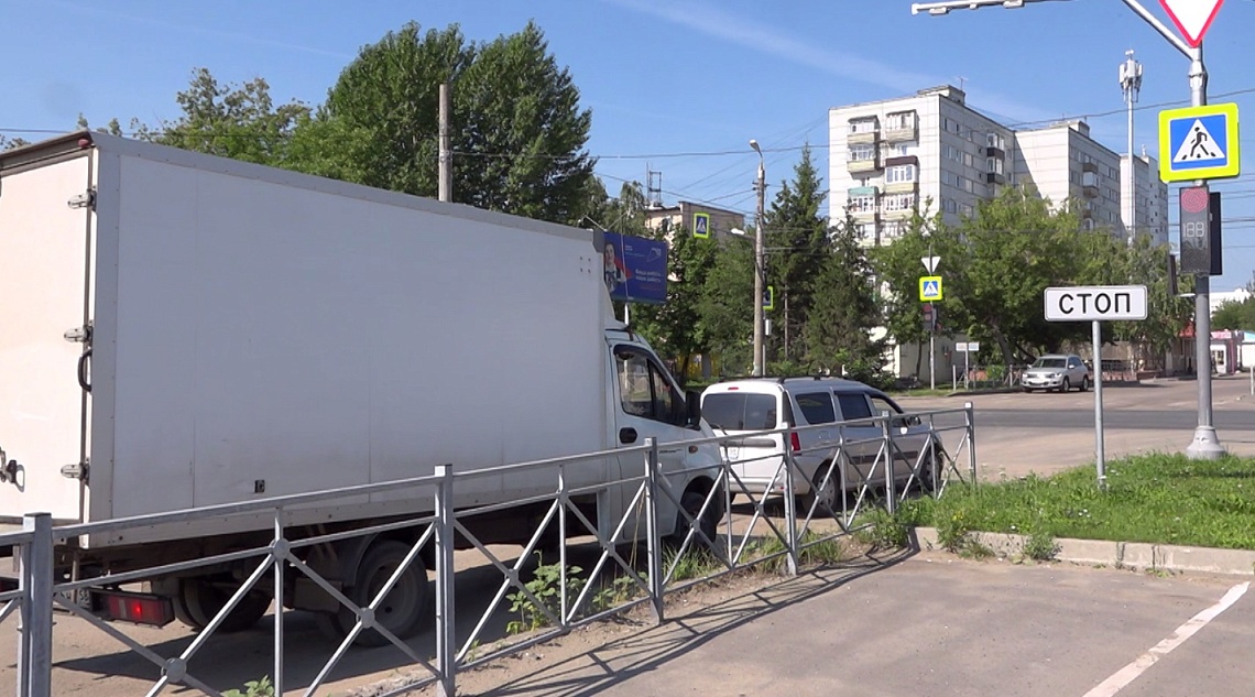 В Пензе на улице Компрессорной ремонт дороги сделали неудачно