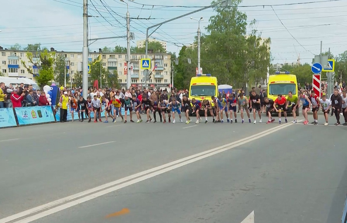Почти 2.5 тысячи человек в День Победы выбрали спорт
