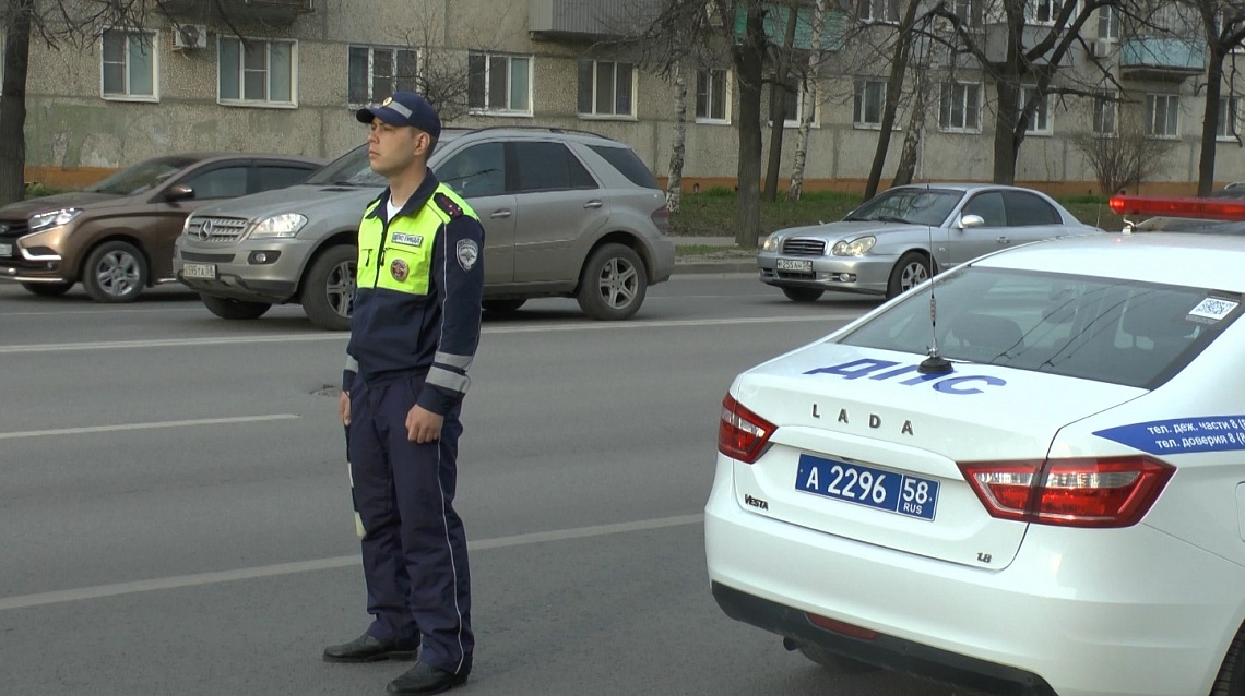 Сотрудникам Госавтоинспекции пришлось устраивать погоню за автолюбителем